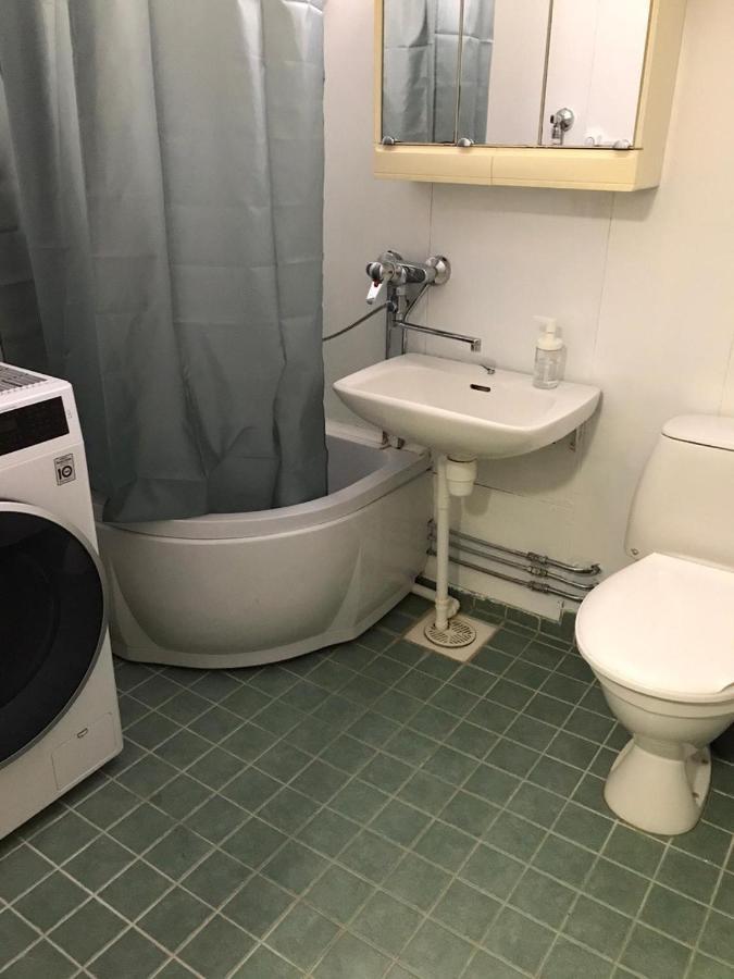 Spacious 1Bdrm Apartment Near Metro. Free Parking 반타 외부 사진