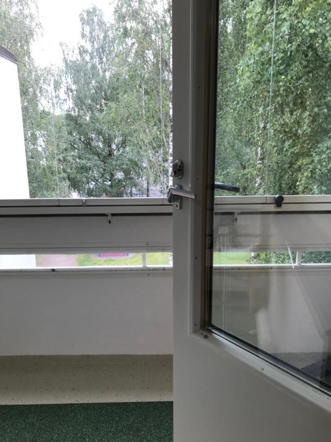 Spacious 1Bdrm Apartment Near Metro. Free Parking 반타 외부 사진